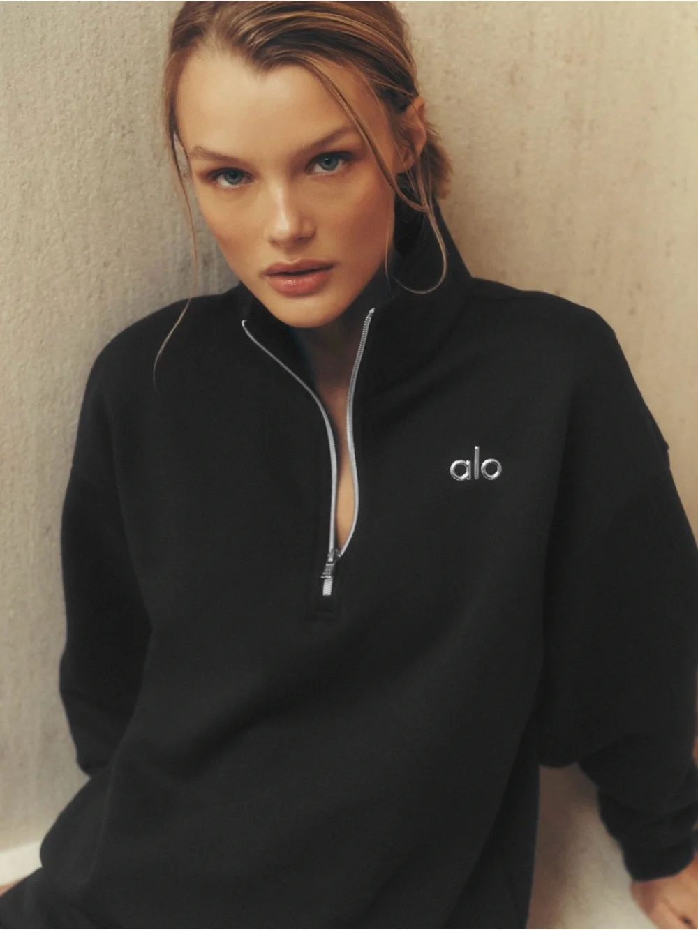 MSRP $148…..ALO Yoga Black Half-Zip Sweatshirt